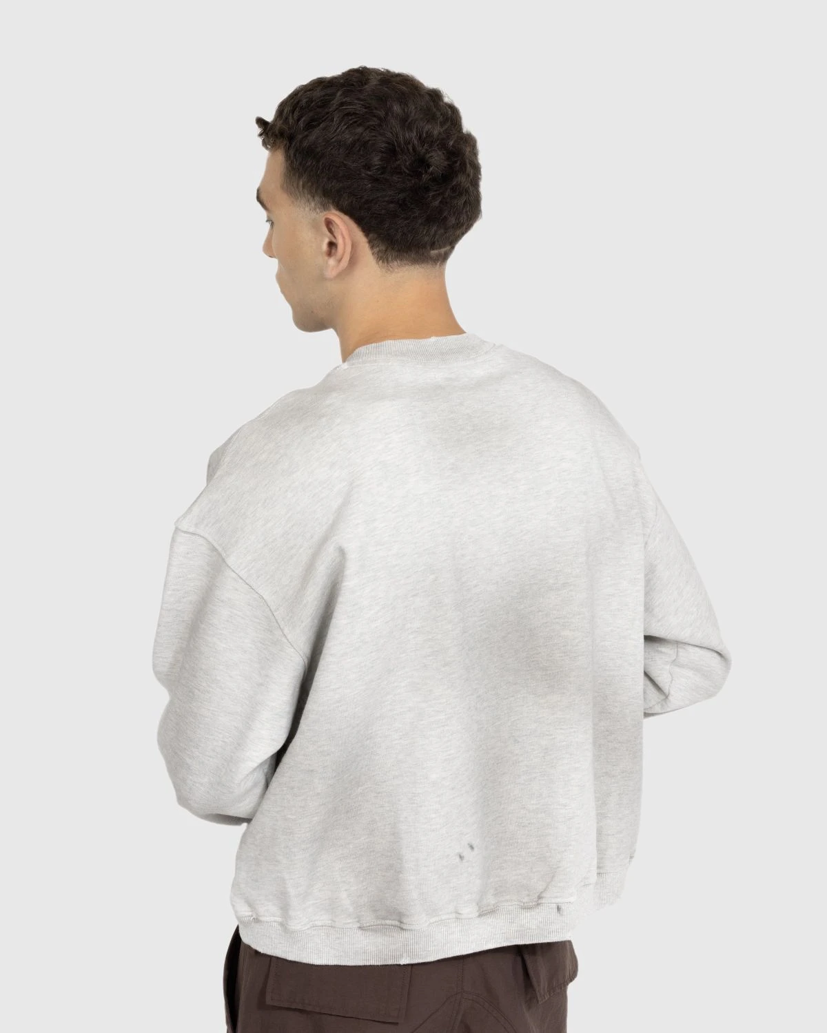 Guess USA β Script Logo Crewneck Sweatshirt Heather Grey - Image 3